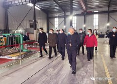 安陽職業(yè)技術學院領導蒞臨四通模具進行調研